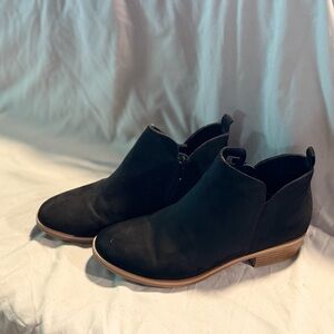 Time and Tru Black Ankle Booties with Classic Design